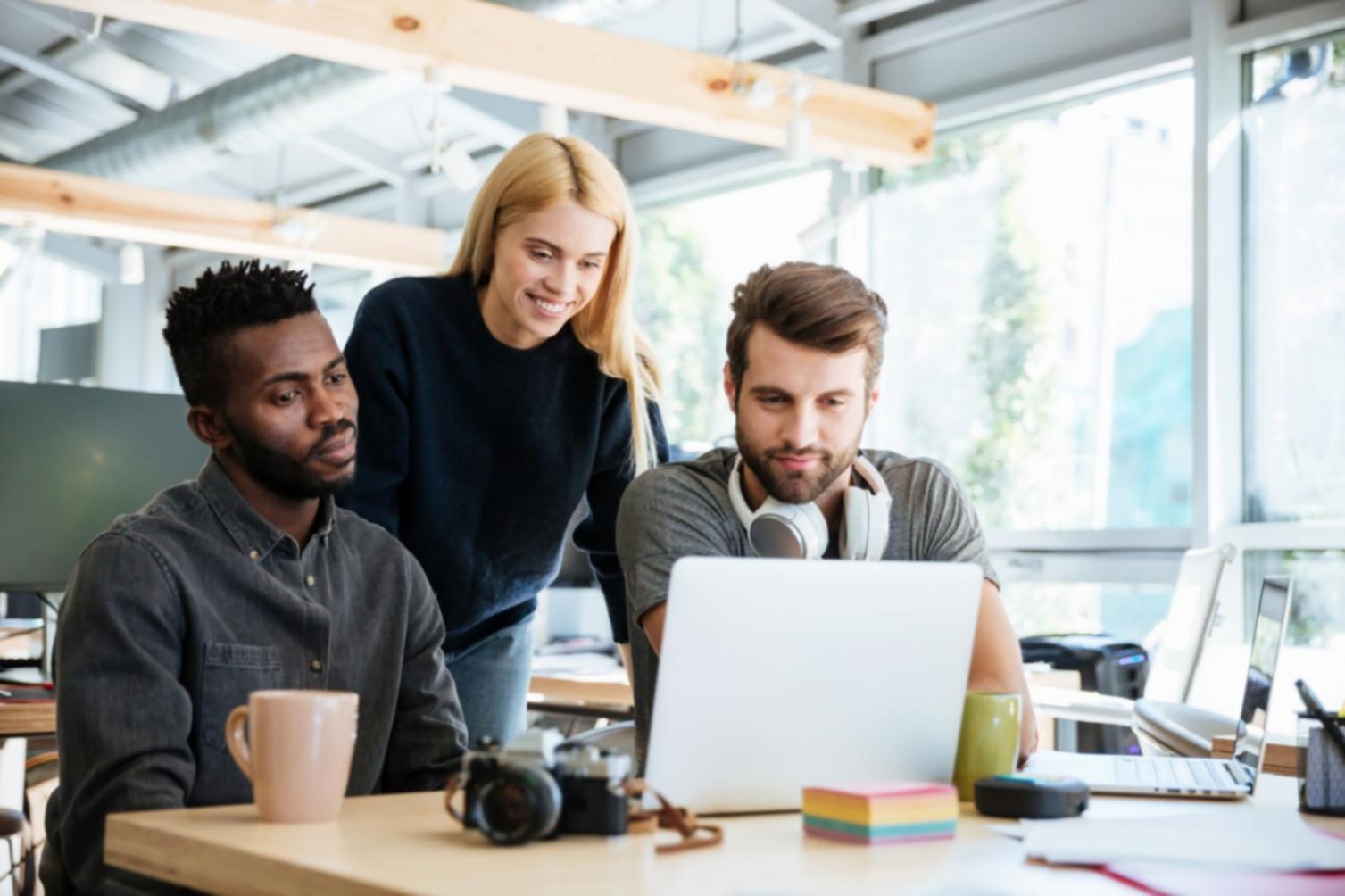 Financial planning workshop demonstrating seasonal budget adjustment techniques